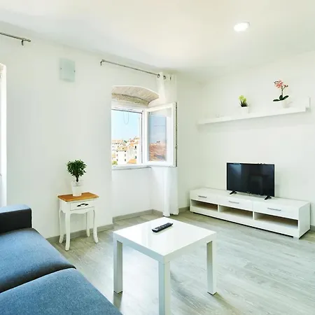 Roviv In The Old Town By Irundo Appartement Rovinj