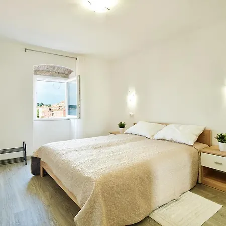 Roviv In The Old Town By Irundo Appartement Rovinj