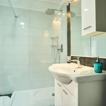 Apartamento Roviv In The Old Town By Irundo Rovinj
