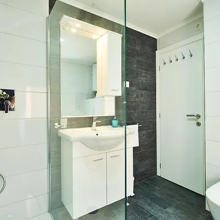 Appartamento Roviv In The Old Town By Irundo